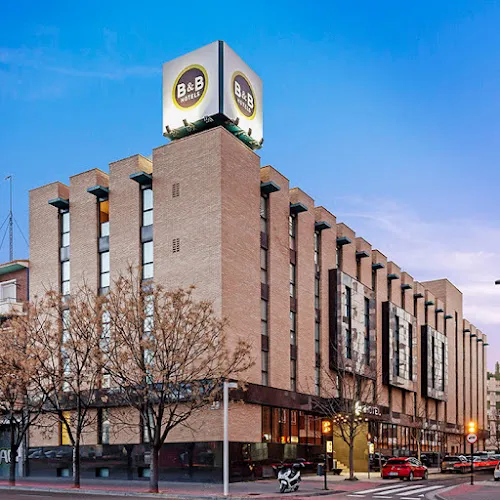 B&B HOTEL Zaragoza Los Enlaces Estación