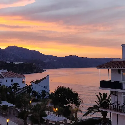 Nerja Center Apartment with Sea View