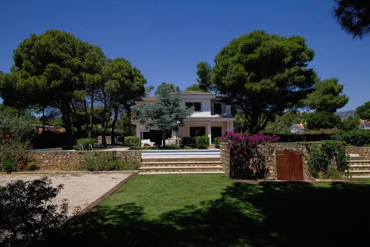 Villa Yate